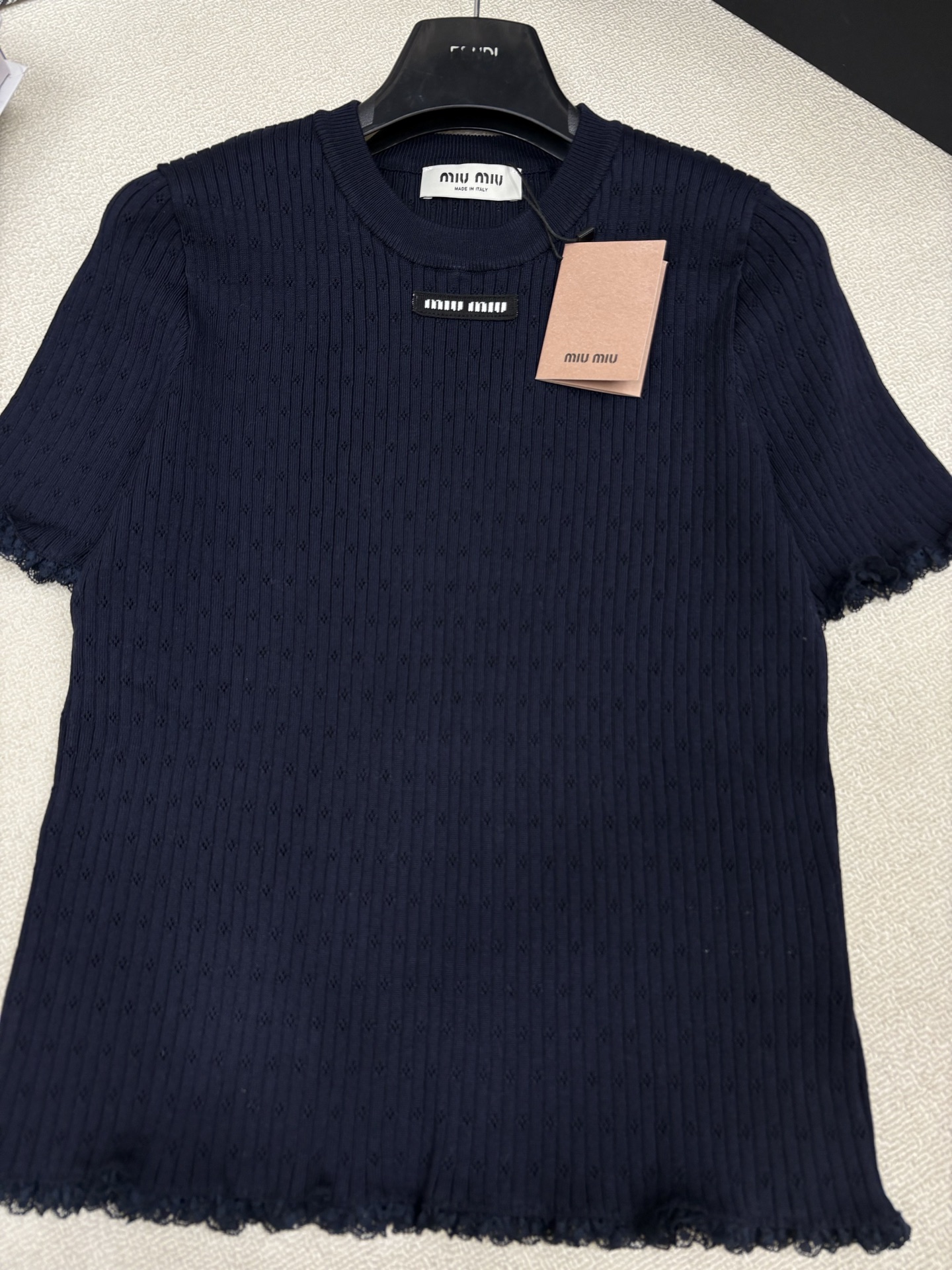 Women's short sleeves